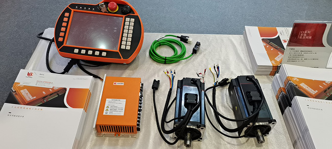 雙軸低壓伺服-大灣區工博會展品